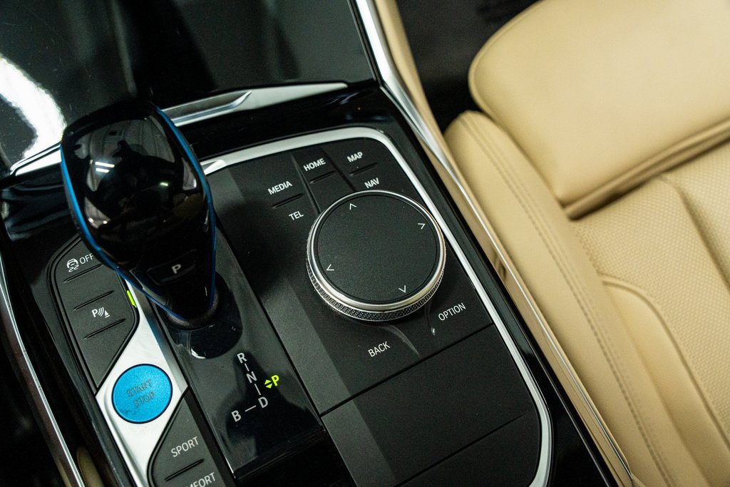 Used 2022 BMW i4 eDrive40 image 49