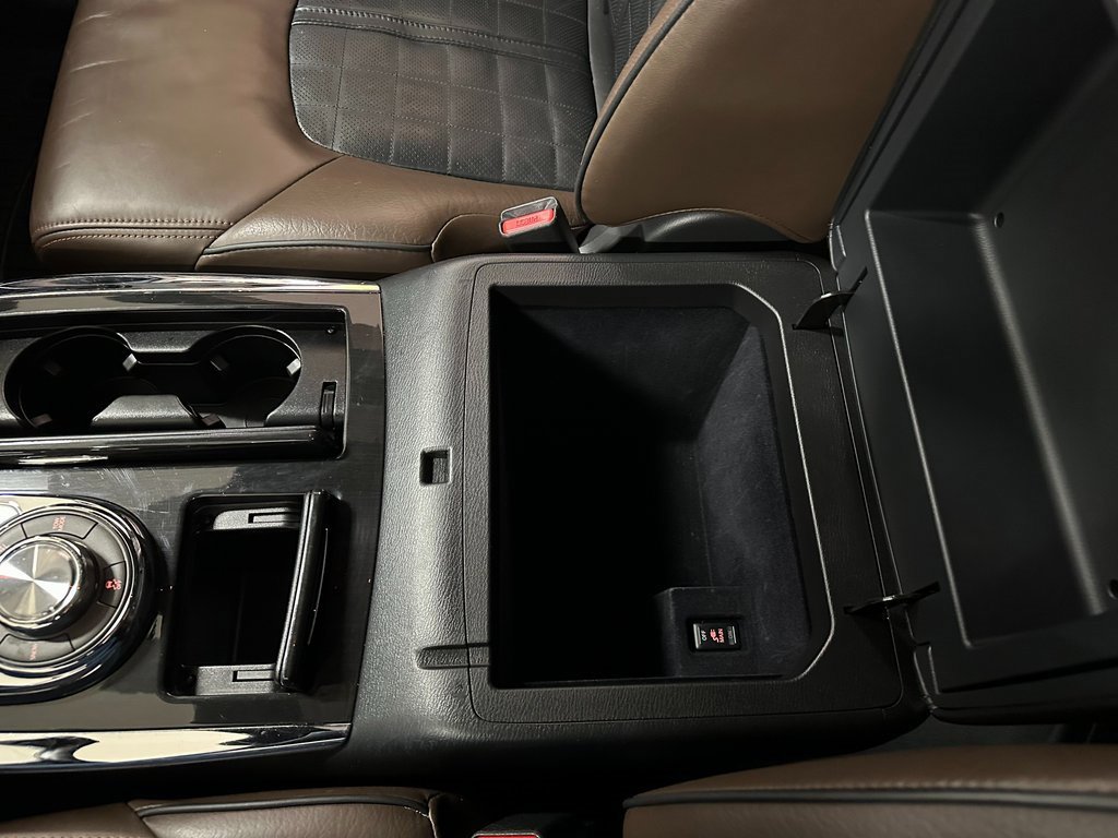 Used 2020 Nissan Armada Platinum image 26