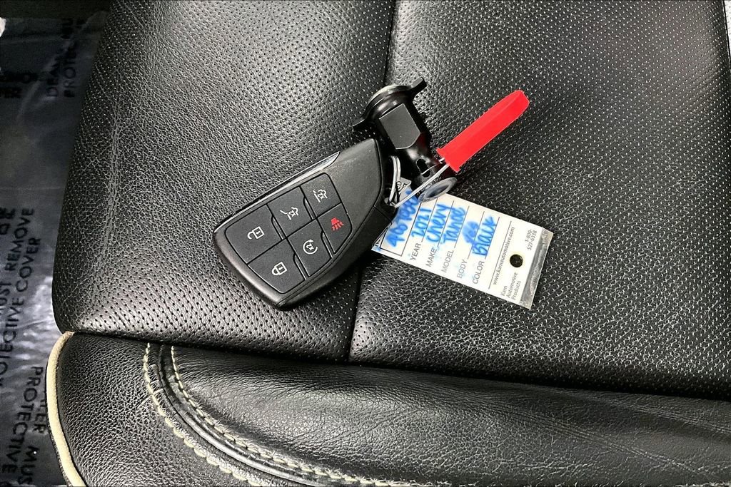 Used 2021 Chevrolet Tahoe Premier w/ Premium Package image 10