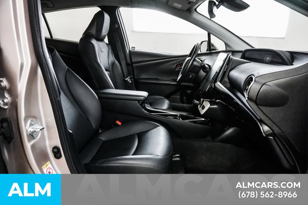 Used 2019 Toyota Prius Prime Advanced FWD image 19