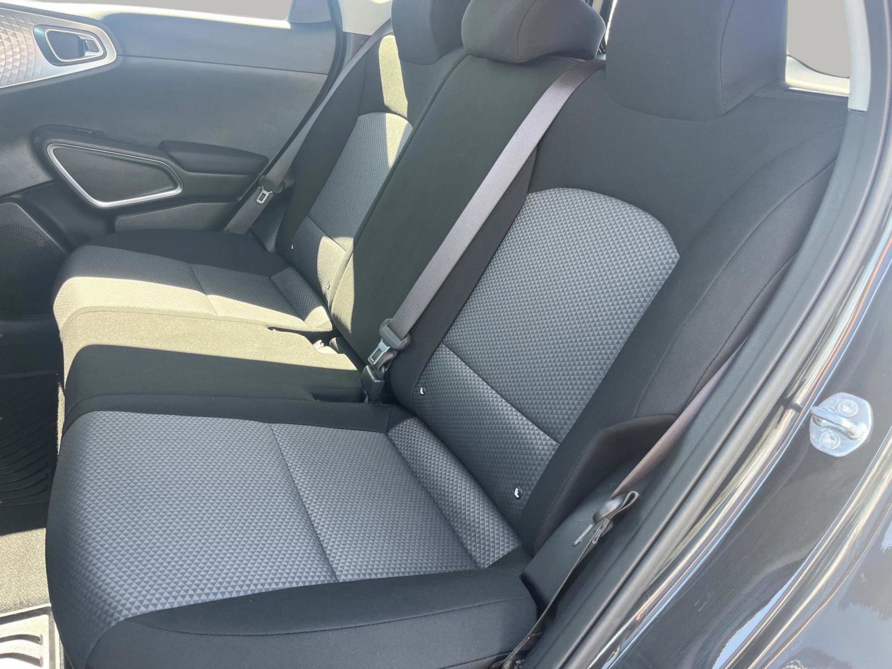 Used 2023 Kia Soul LX FWD image 16