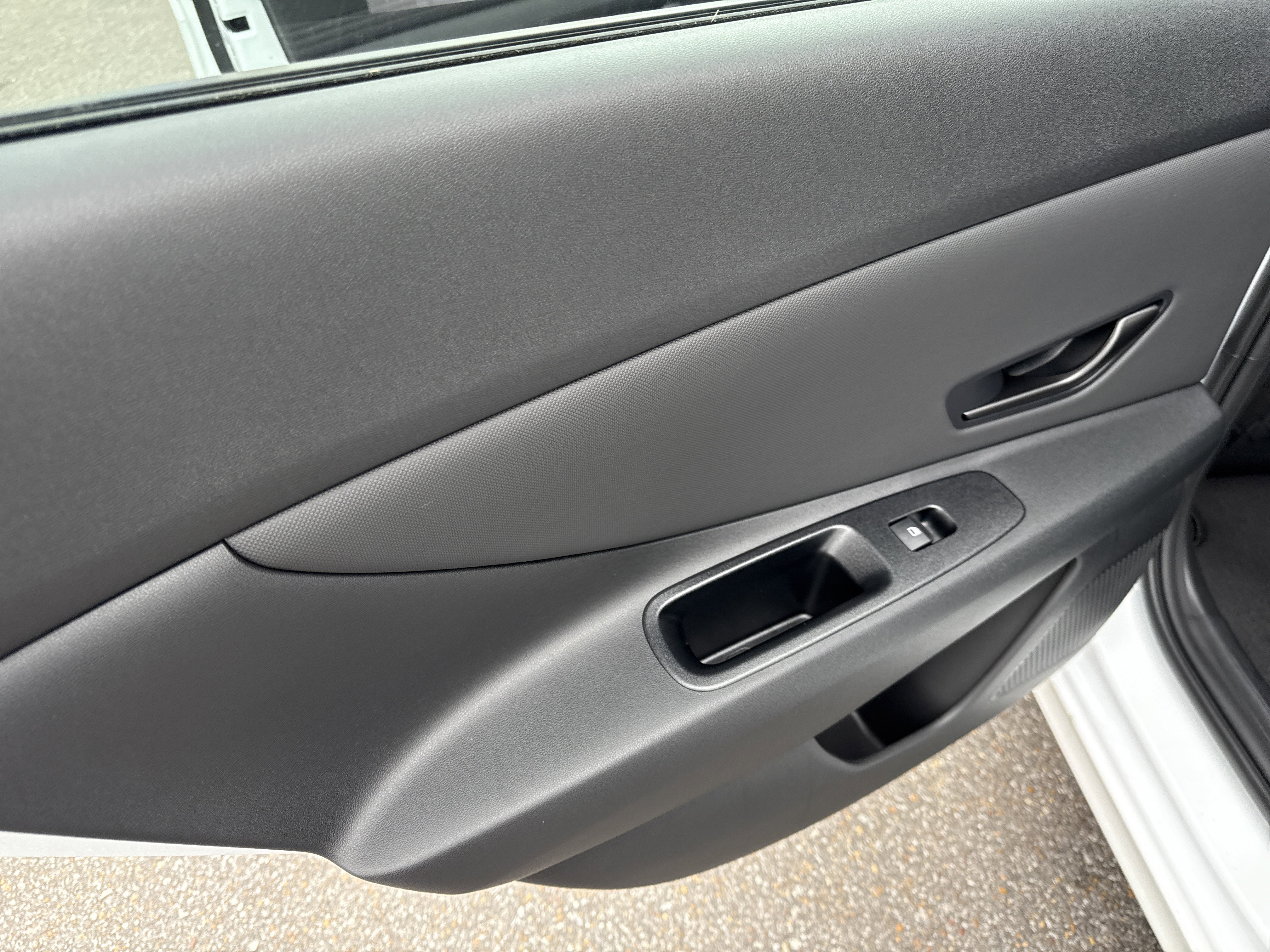 New 2026 Hyundai Elantra Sport image 12