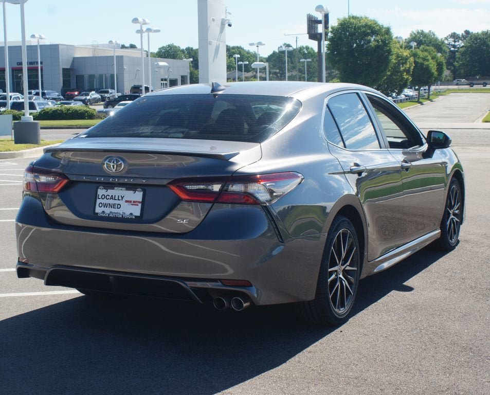 Used 2023 Toyota Camry SE w/ Audio Upgrade Package FWD image 18