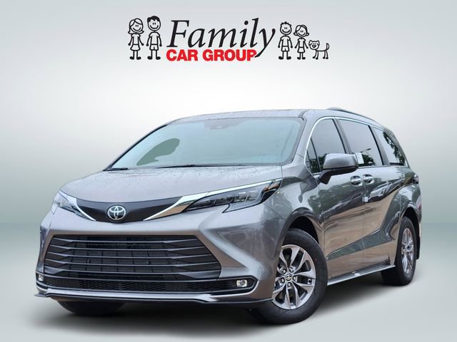 New 2026 Toyota Sienna XLE FWD image 1