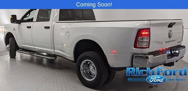Used 2024 RAM 3500 Tradesman w/ Chrome Appearance Group image 4