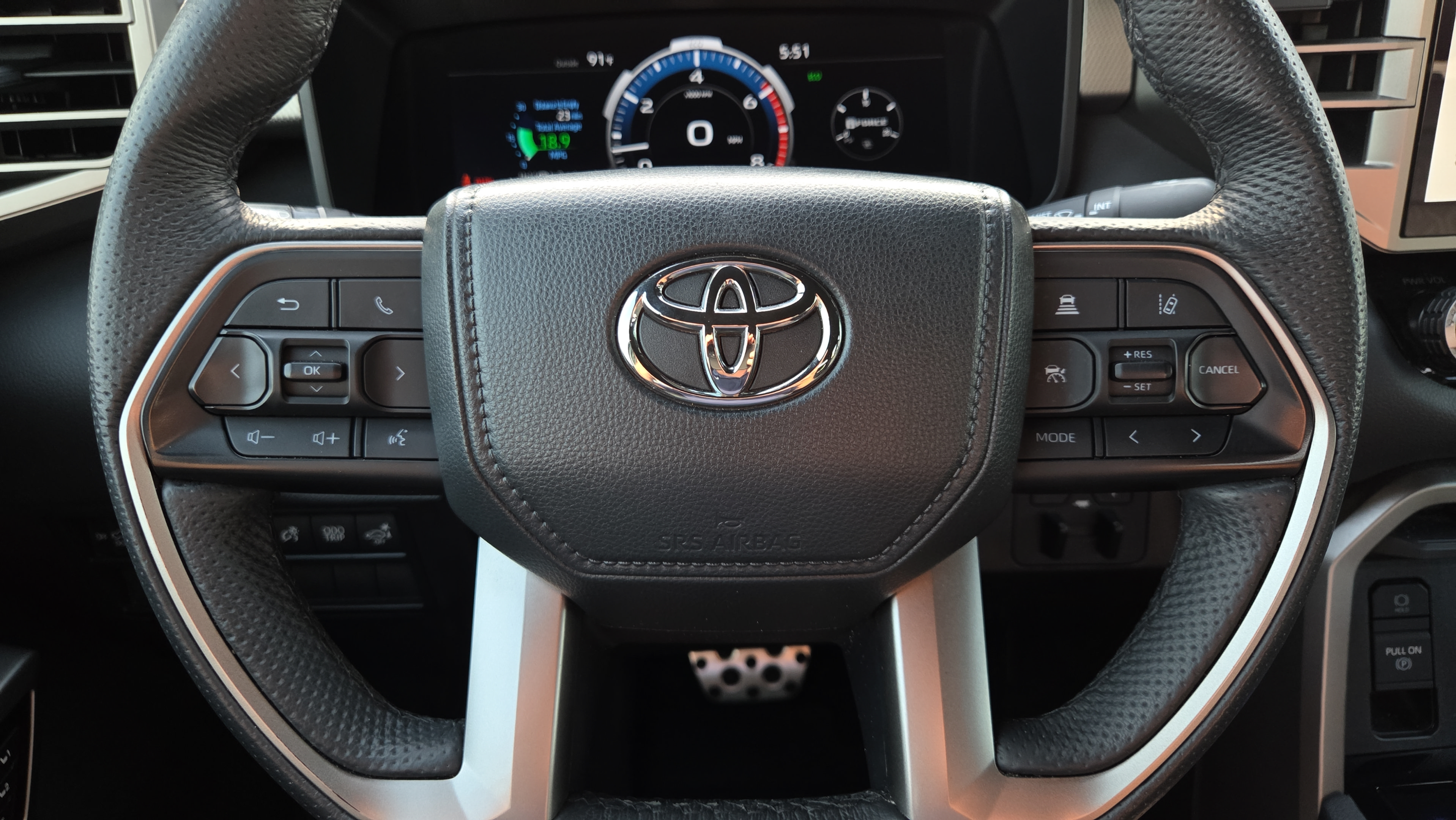 Certified 2025 Toyota Tundra Limited w/ TRD Off-Road Package AWD/4WD image 29