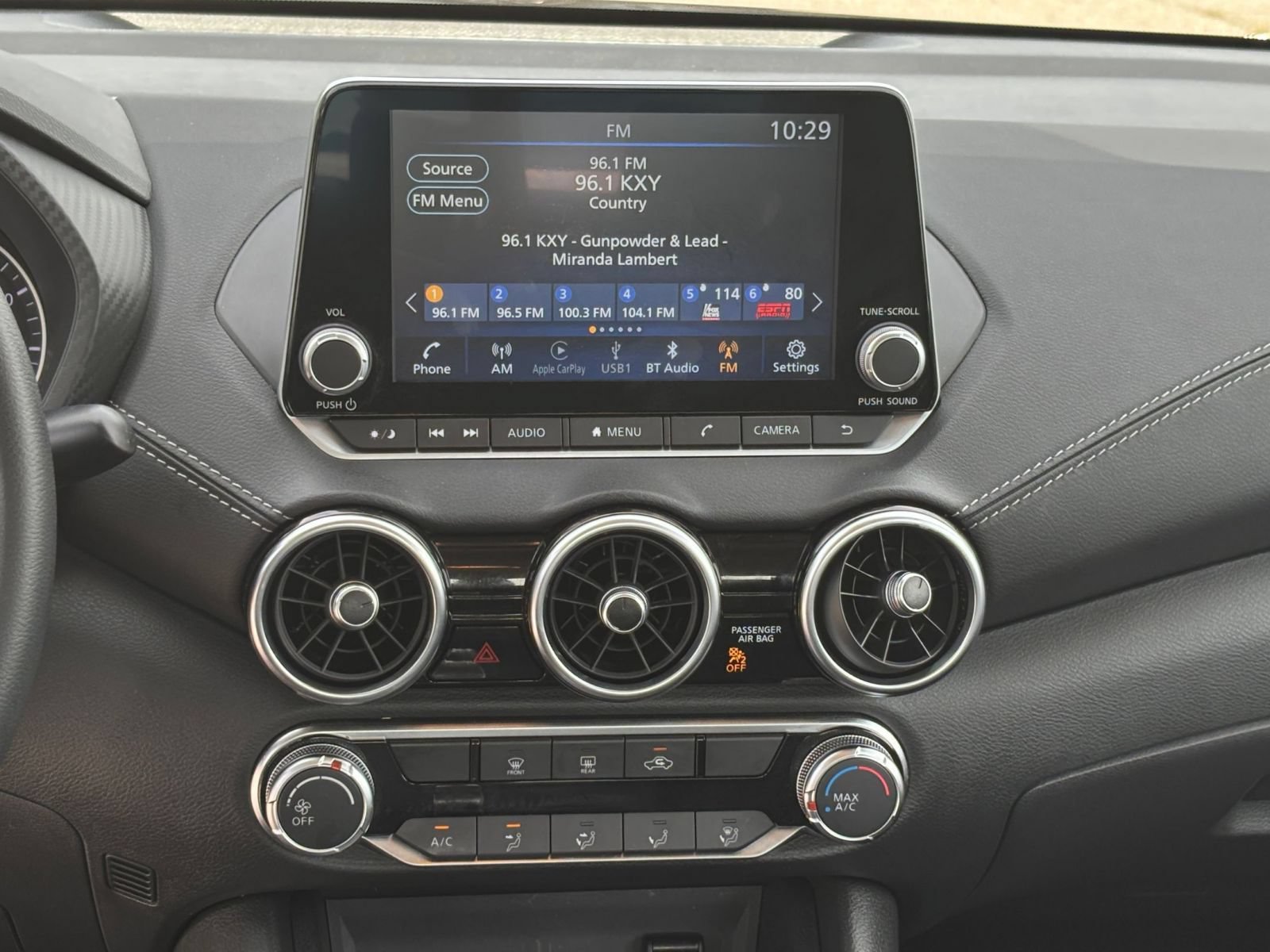 Used 2025 Nissan Sentra SV FWD image 17