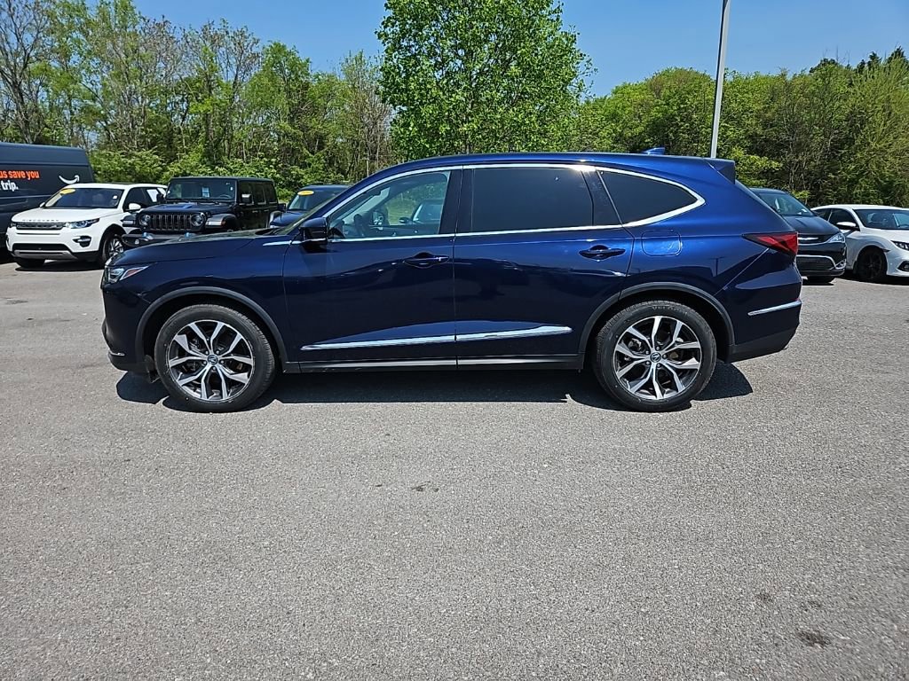 Used 2023 Acura MDX SH-AWD w/ Technology Package image 4