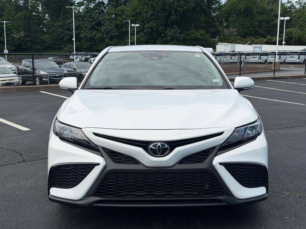 Certified 2024 Toyota Camry SE FWD image 11