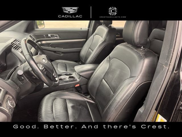 Used 2018 Ford Explorer XLT w/ Equipment Group 202A FWD image 21