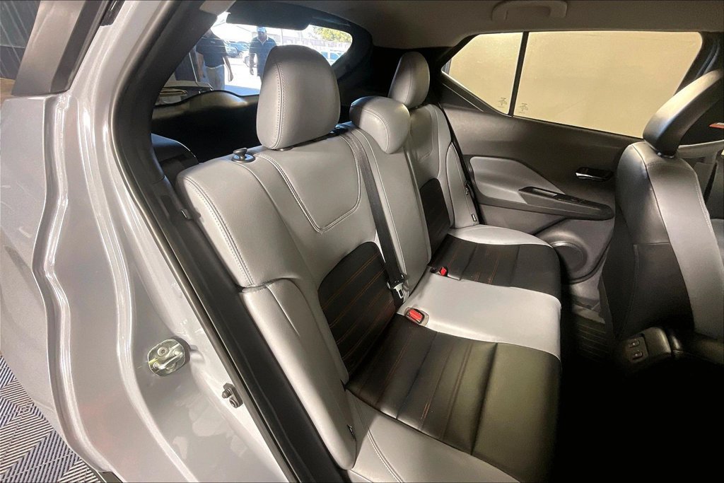 Used 2024 Nissan Kicks SR w/ SR Premium Package FWD image 32