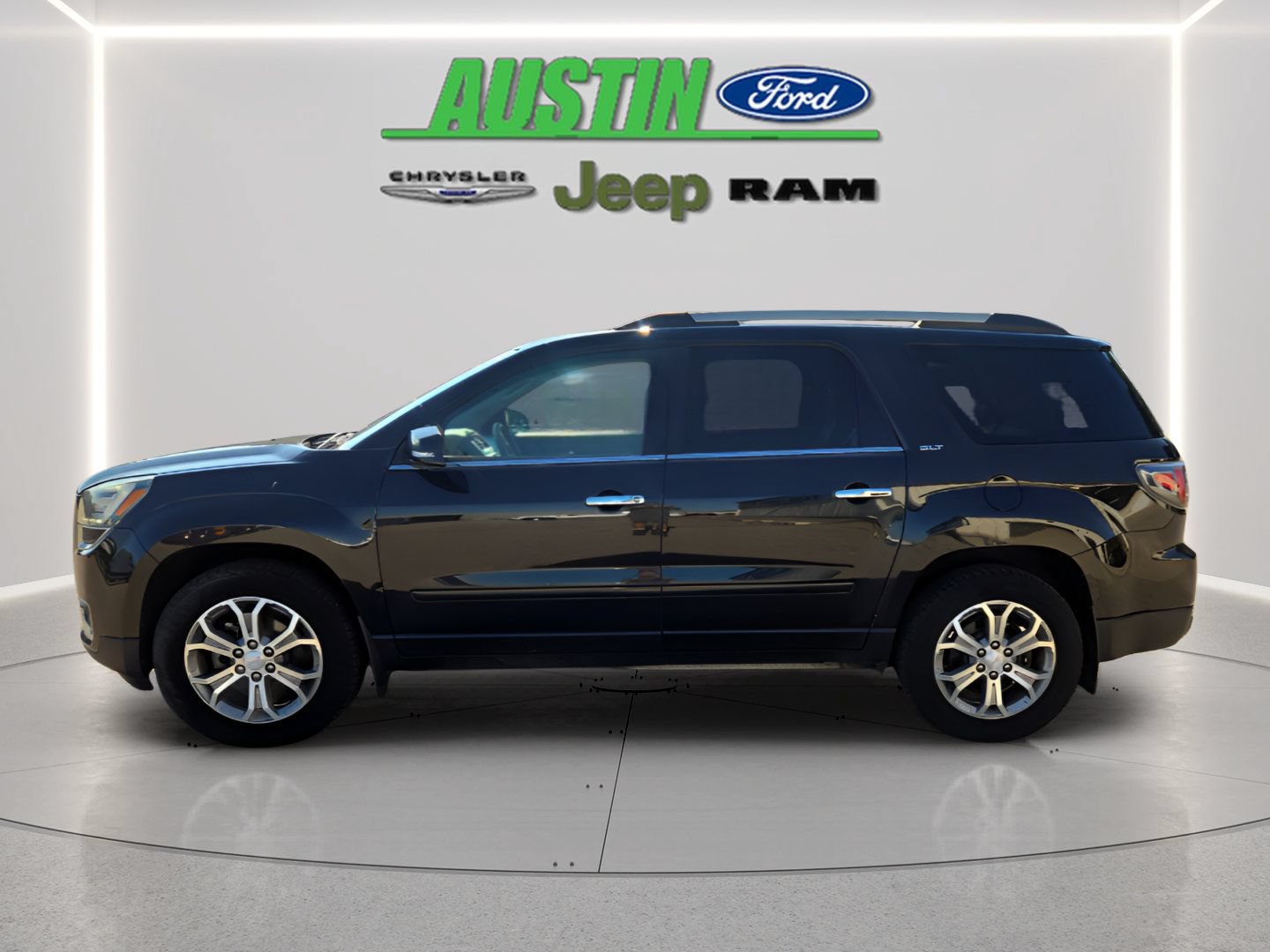Used 2013 GMC Acadia SLT AWD/4WD image 2