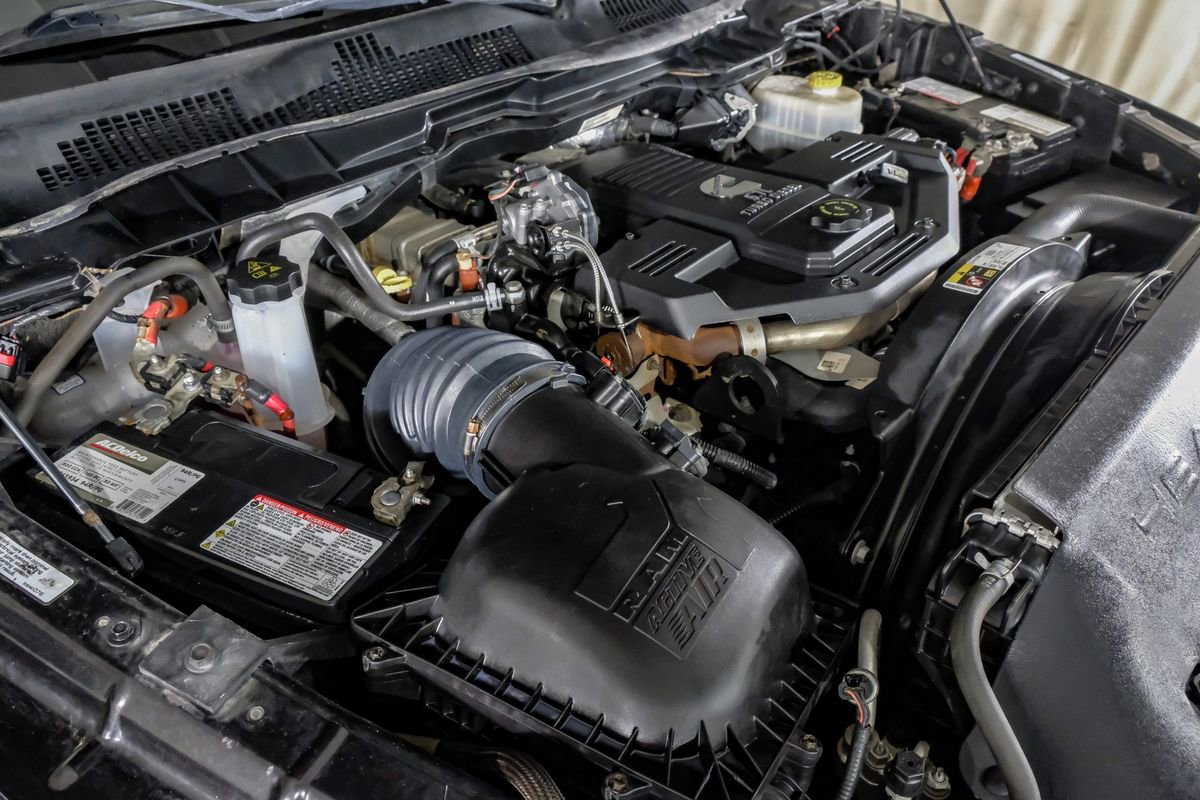 Used 2017 RAM 2500 Tradesman w/ Chrome Appearance Group image 47