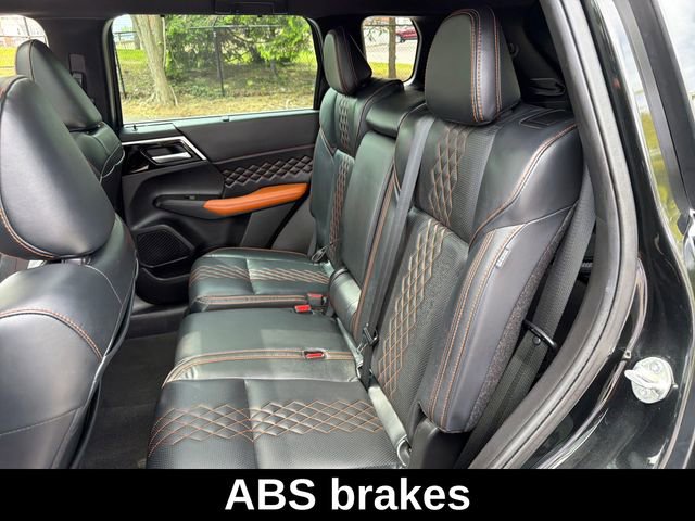 Used 2023 Mitsubishi Outlander SEL 40th Anniversary AWD/4WD image 28