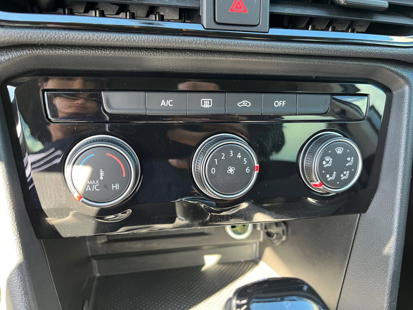 Used 2024 Volkswagen Taos S image 20