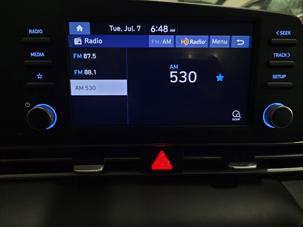 Used 2023 Hyundai Elantra SE FWD image 25