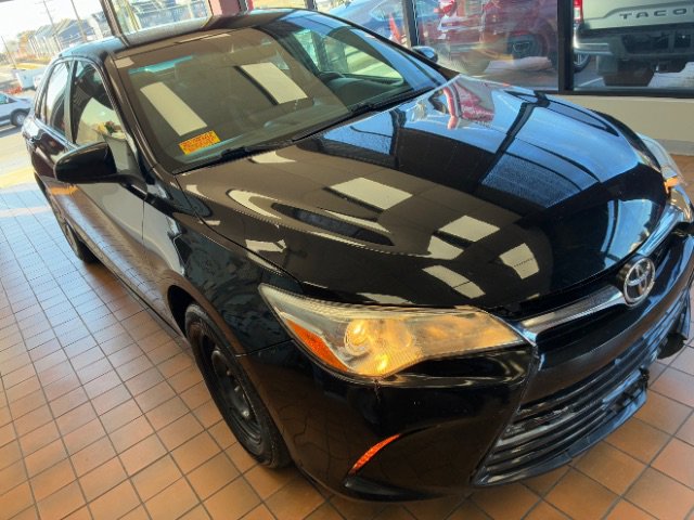 Used 2017 Toyota Camry LE