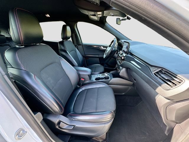 Used 2025 Ford Escape ST-Line image 26