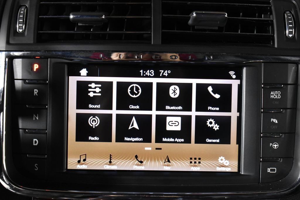 Used 2018 Lincoln Continental Reserve FWD image 41