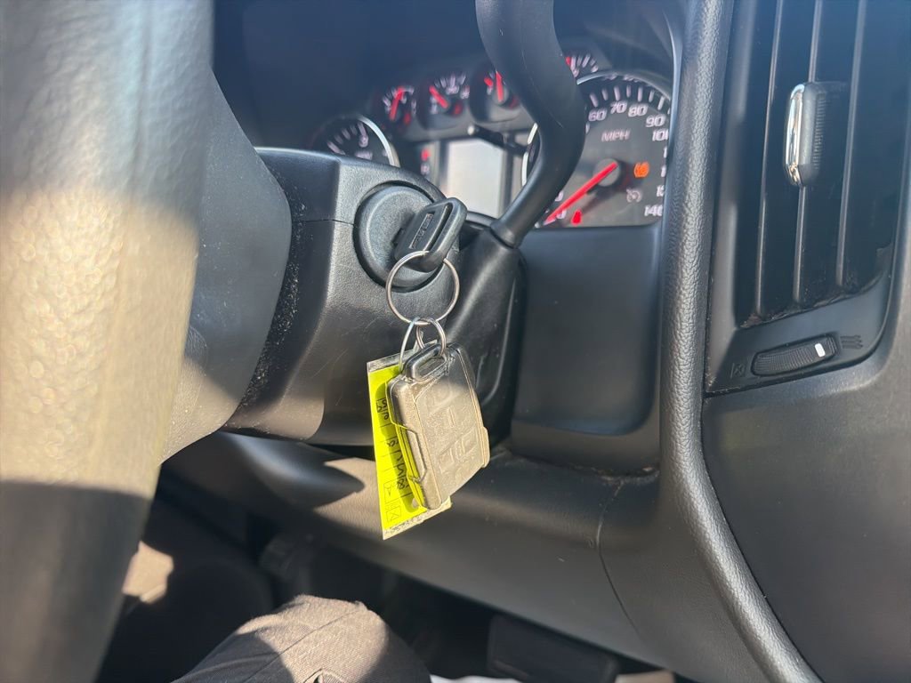 Used 2015 GMC Sierra 1500 2WD Regular Cab image 42