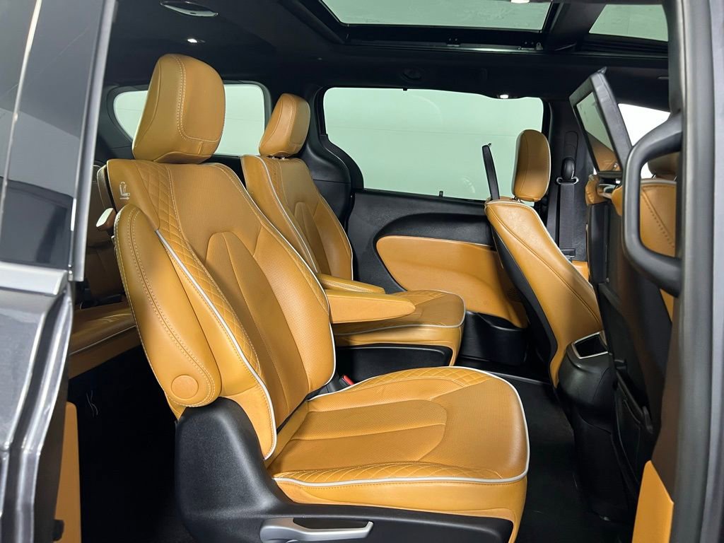 Used 2022 Chrysler Pacifica Pinnacle FWD image 26