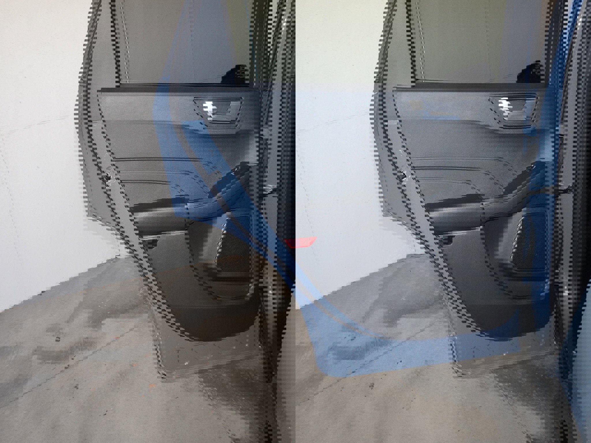 New 2025 Ford Escape SE w/ Class II Trailer Tow Package image 38