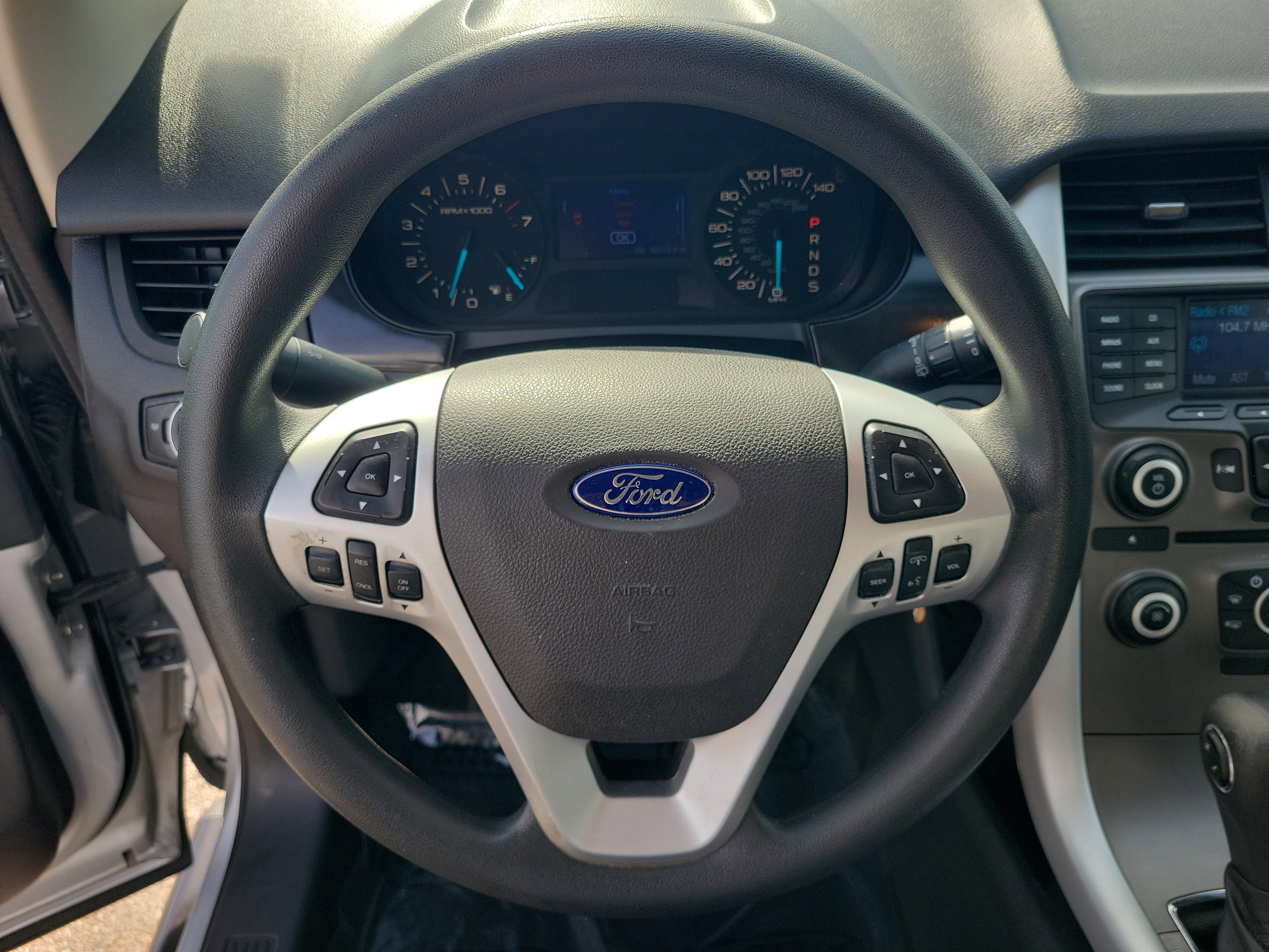 Used 2013 Ford Edge SE image 24