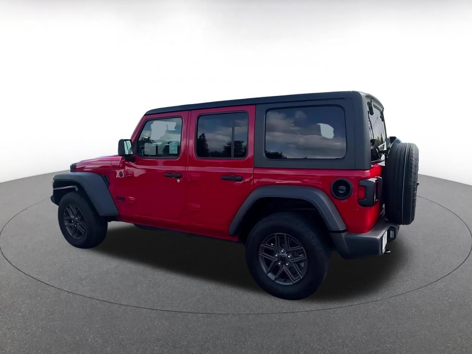 Used 2025 Jeep Wrangler Unlimited Sport AWD/4WD image 10
