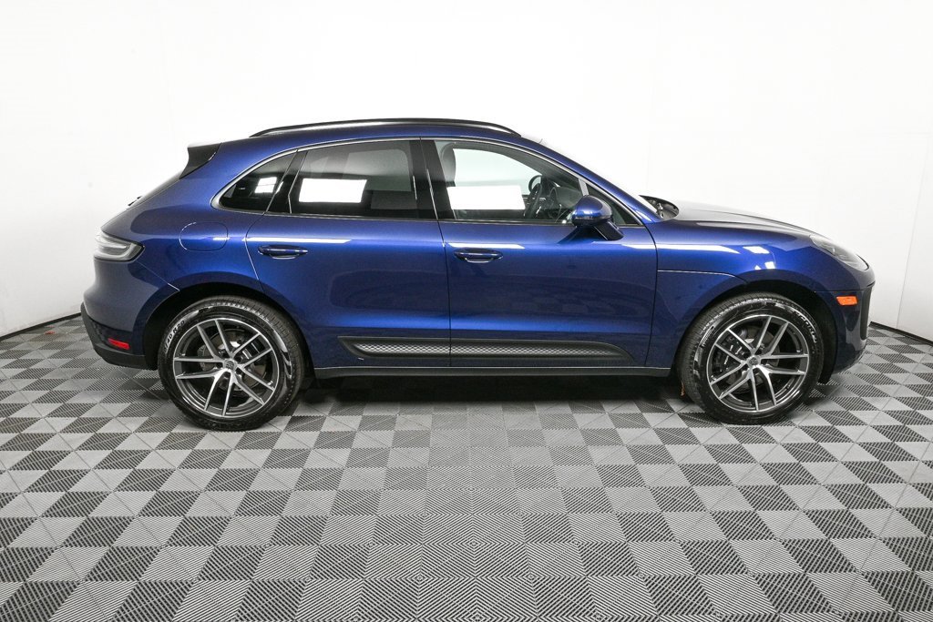 New 2025 Porsche Macan image 27