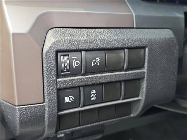 Used 2024 Toyota Tacoma TRD Off-Road AWD/4WD image 9
