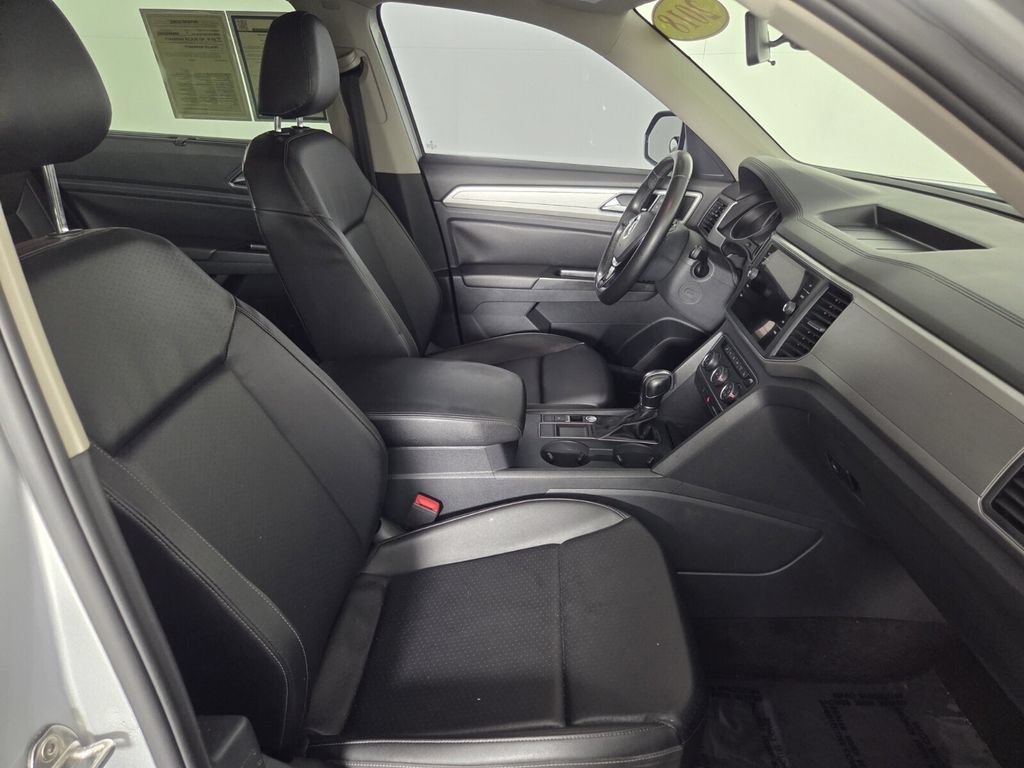 Used 2018 Volkswagen Atlas SE FWD image 32