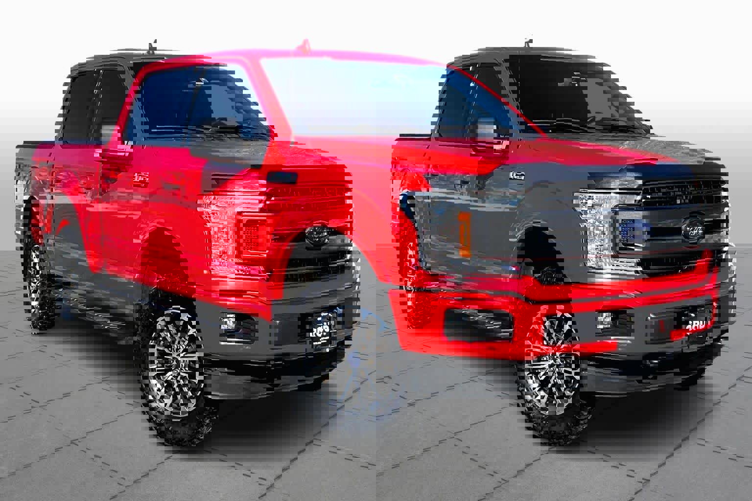 Used 2018 Ford F150 XLT w/ Equipment Group 302A Luxury image 3