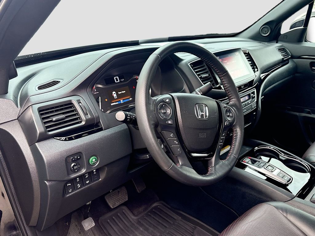 Used 2023 Honda Ridgeline Black Edition image 9