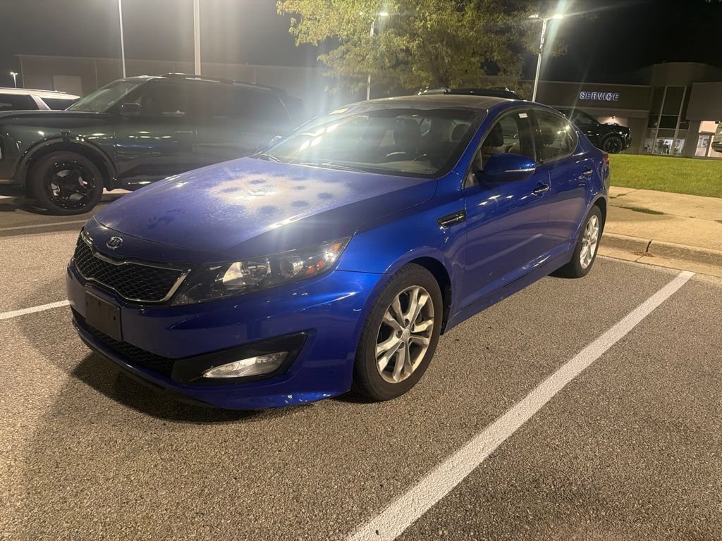 Used 2012 Kia Optima SX w/ Premium Touring Pkg FWD video 2
