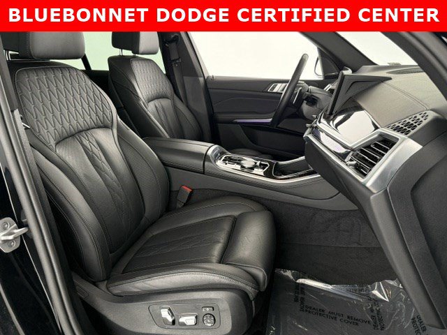Used 2025 BMW X5 xDrive50e AWD/4WD image 17