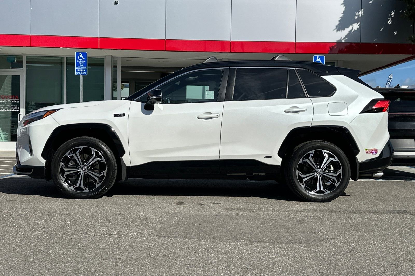 Certified 2023 Toyota RAV4 XSE w/ Premium Package AWD/4WD image 7
