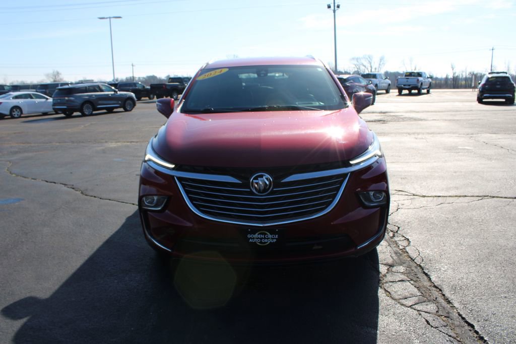 Used 2024 Buick Enclave Premium image 3