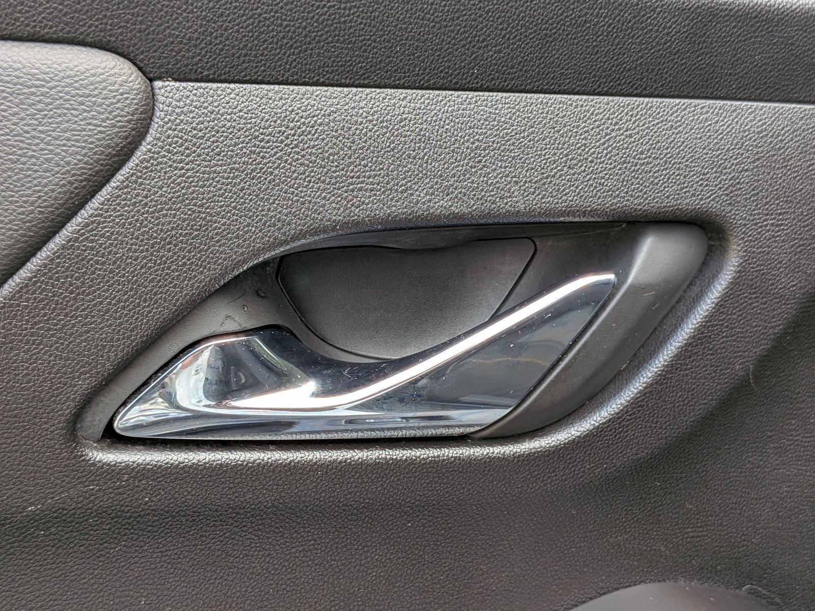 Used 2019 Chevrolet Traverse LT image 27