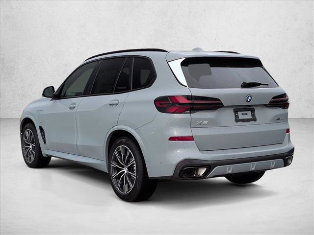 Used 2026 BMW X5 xDrive50e w/ M Sport Package AWD/4WD image 9