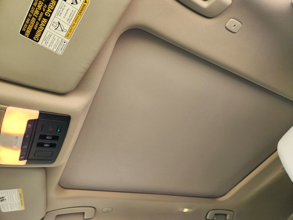 Used 2023 Nissan Rogue SL w/ SL Premium Package image 24