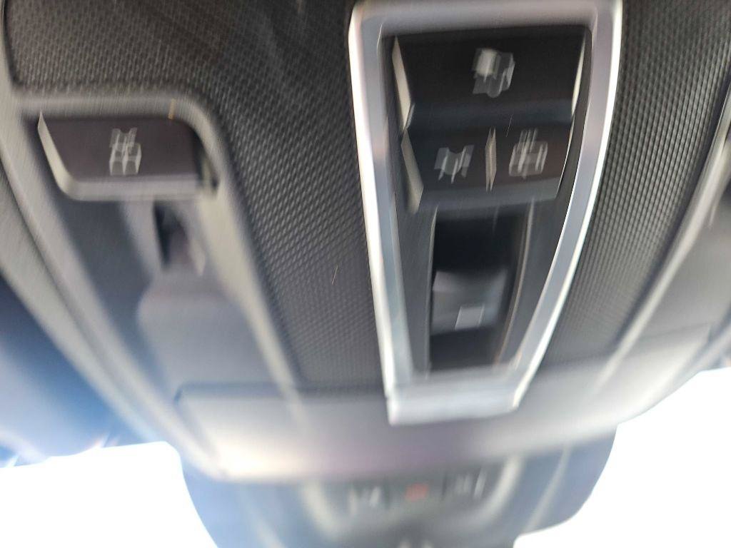 Used 2018 Mercedes-Benz GLE 350 4MATIC image 18