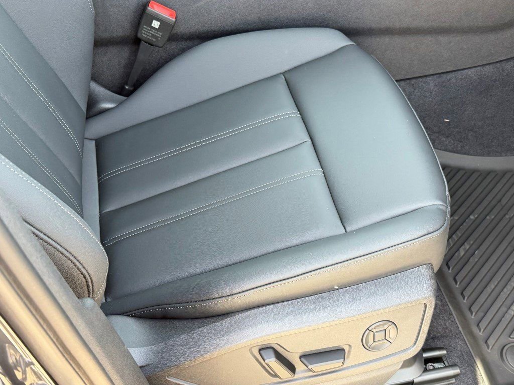 New 2025 Audi Q5 Premium AWD/4WD image 13