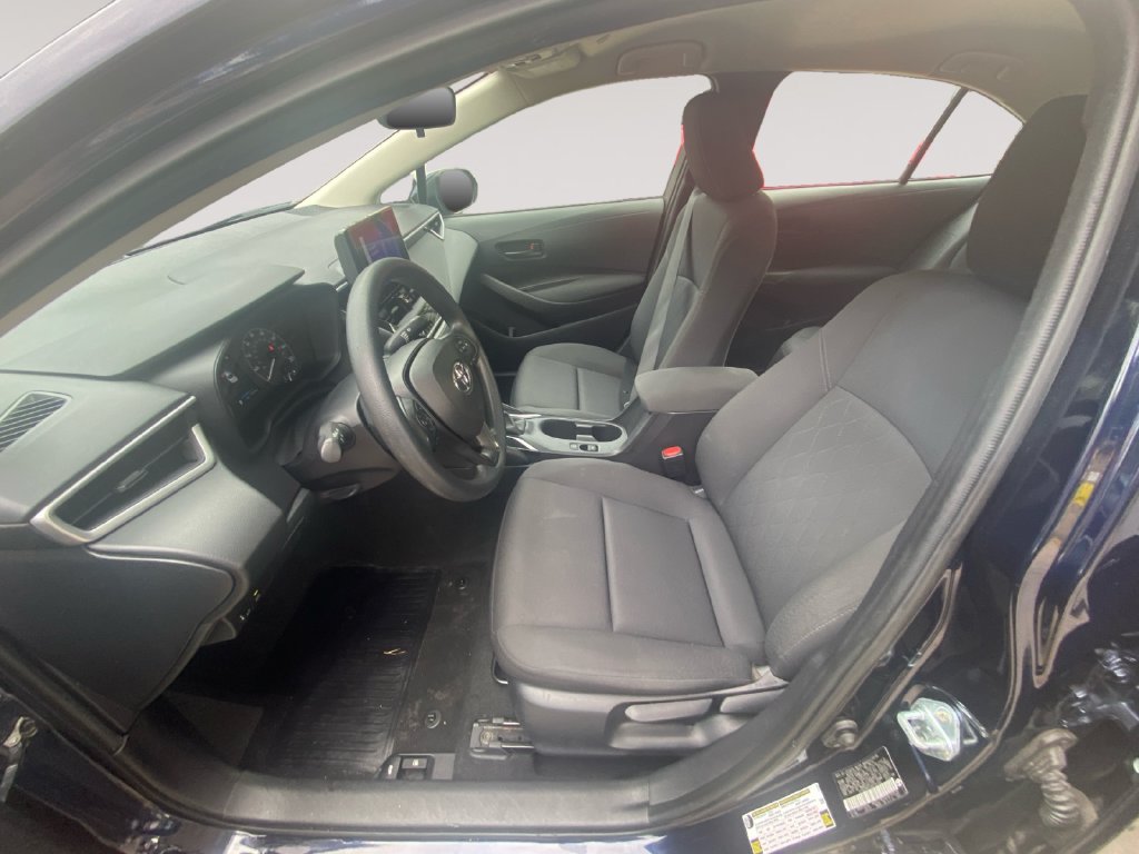 Used 2024 Toyota Corolla LE FWD image 9