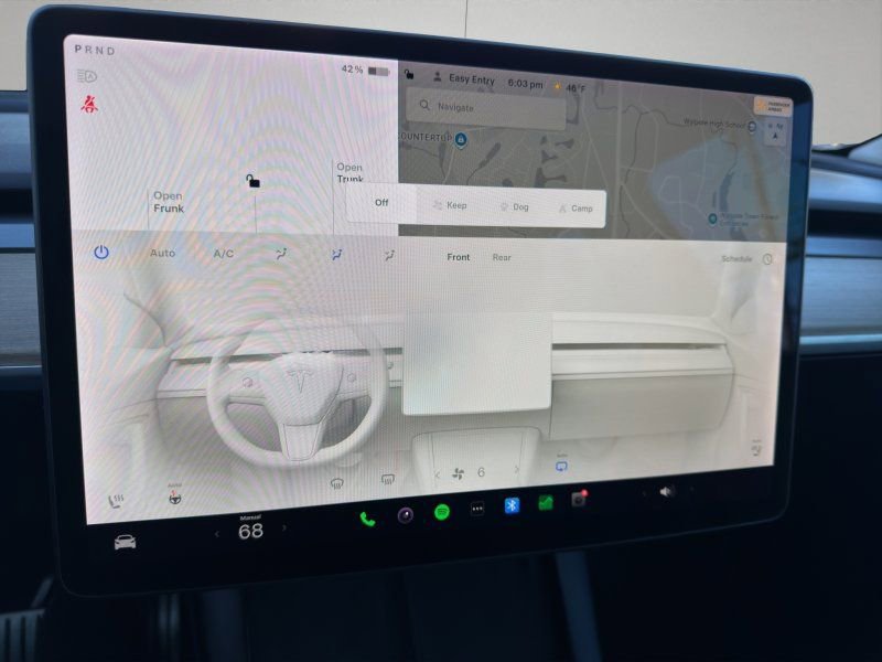 Used 2021 Tesla Model Y Performance image 18