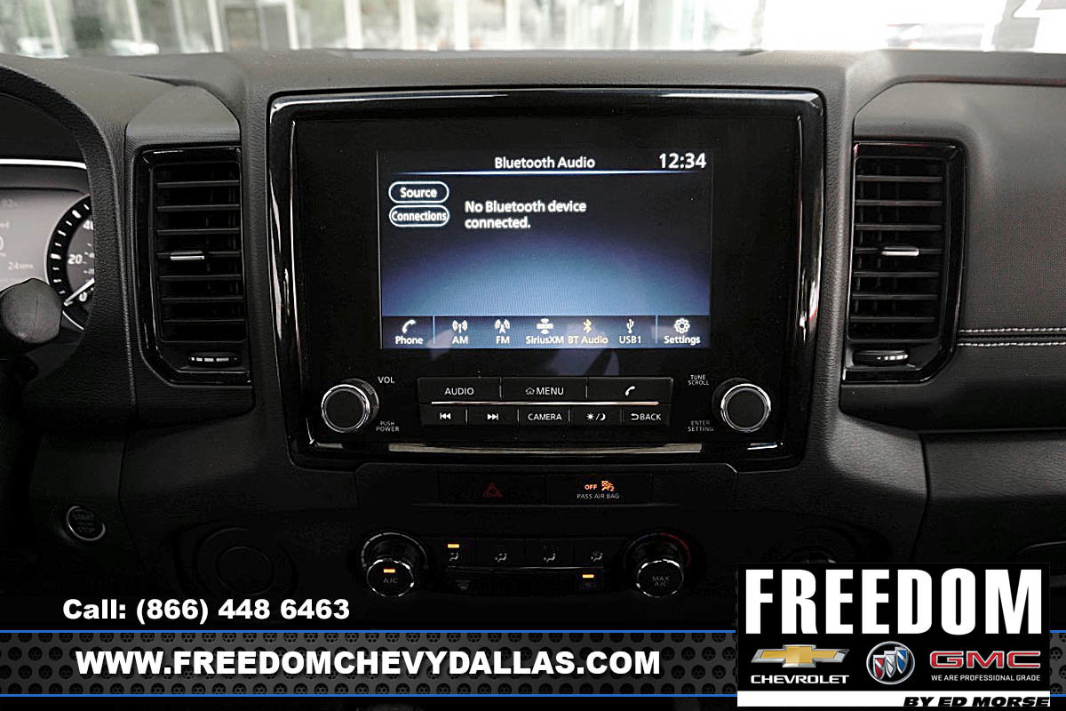 Used 2023 Nissan Frontier SV w/ Midnight Edition Package RWD image 5