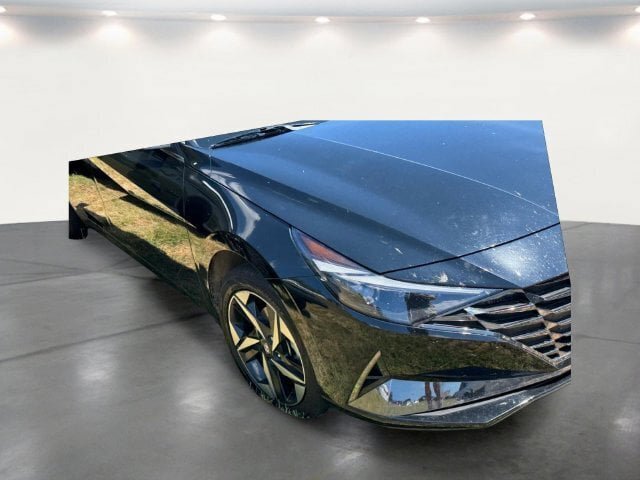 Used 2023 Hyundai Elantra Limited FWD image 11