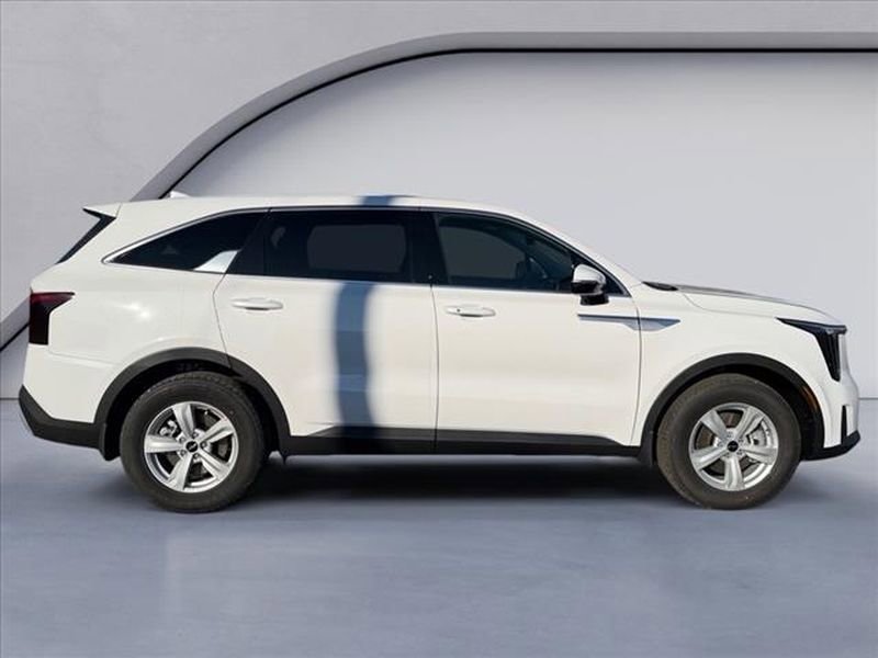 New 2026 Kia Sorento LX image 6