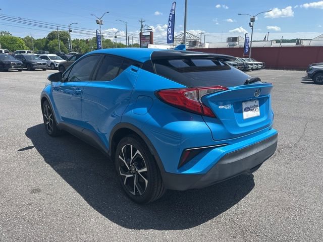 Used 2019 Toyota C-HR XLE FWD image 7
