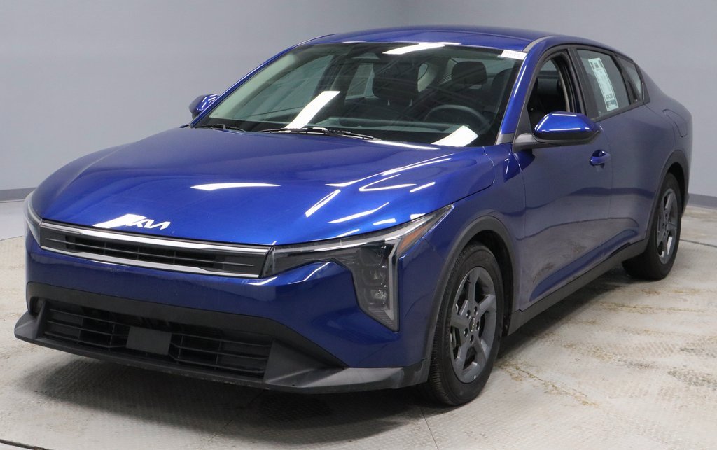Used 2025 Kia K4 LXS image 5