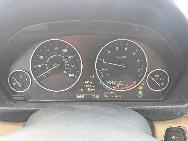Used 2013 BMW 328i xDrive Sedan AWD/4WD image 33